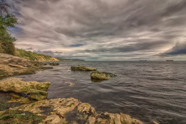 Güzel bir gün deniz manzarası