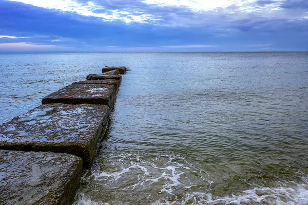 Vista Diária Beleza Com Nuvens Beira Mar Com Cais Pedra — Fotografia de Stock