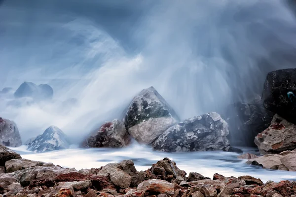 La potenza delle onde — Foto Stock