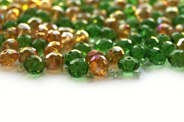 Perlas de cristal verde y amarillo — Foto de Stock