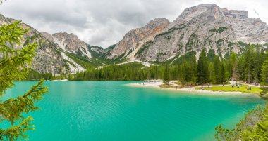 Pragser Wildsee (Lago di Braies), İtalya