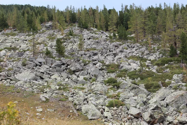 Hora kamenná řeka — Stock fotografie