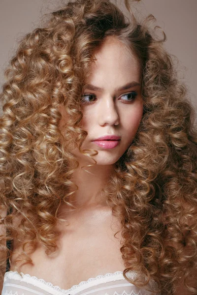 High angle portrait of the pretty young woman with beauty curly hairs — ストック写真