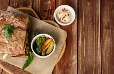 taze sebze ile sandviç