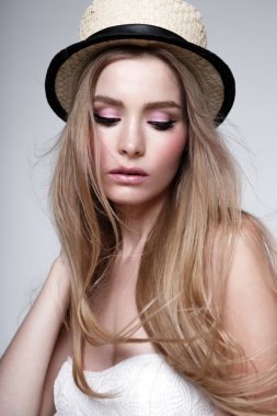 Yüksek moda look.glamor portresi güzel seksi şık