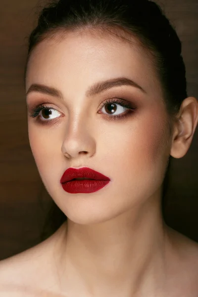 Detail krásy portrét krásného modelu s světlý make-up — Stock fotografie