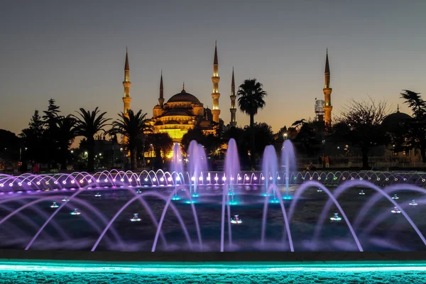 Mezquita azul en la noche — Foto de Stock