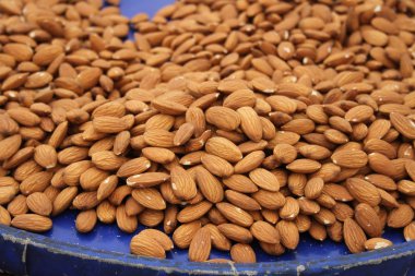 badem sayaç üzerinde