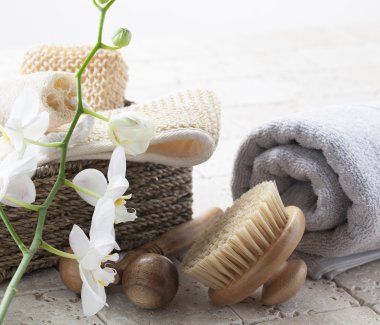 pul pul dökülme ve Spa'da Masaj