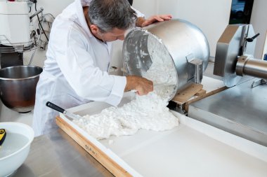 nuga tarifi pasta ile paslanmaz çelik mutfak pişirmek