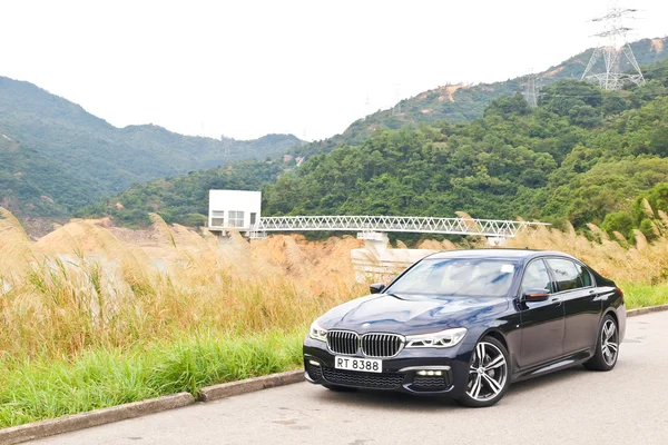 Hong Kong, China Jan 4, 2016: BMW 740Li 2016 Test Drive Day el Jan 4 2016 en Hong Kong . — Foto de Stock