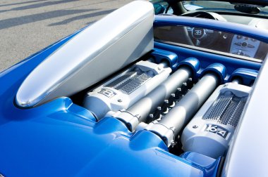 Bugatti W16 motoru