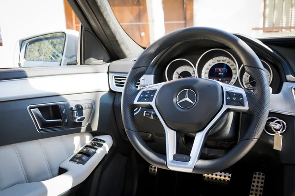 Mercedes-Benz E-klasse 2013 Model — Stockfoto