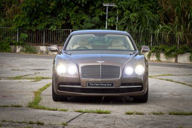 Bentley Yeni Uçan Mahmuz 2013 Model