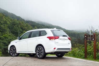 Mitsubishi Outlander Phev 2016 Test Drive gün