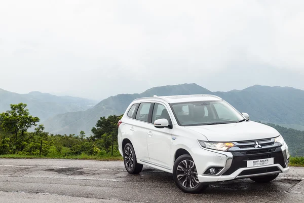 Mitsubishi Outlander Phev 2016 Test Drive gün
