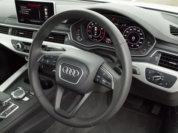 Audi A4 2016 interieur — Stockfoto