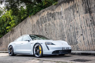 Hong Kong, Çin 19 Ekim 2020: Porsche Taycan Turbo S 2020 Test Sürüşü Günü 19 Ekim 2020.