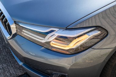 Hong Kong, Çin 12 Kasım 2020: BMW The5 2020 Işık 12 Kasım 2020, Hong Kong.