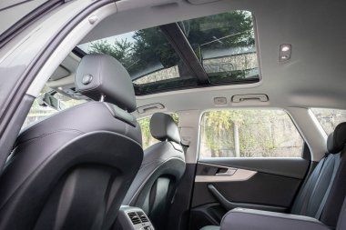 Hong Kong, Çin 24 Kasım 2020: Audi A4 Avant 2020 İç İşleri 24 Kasım 2020, Hong Kong.