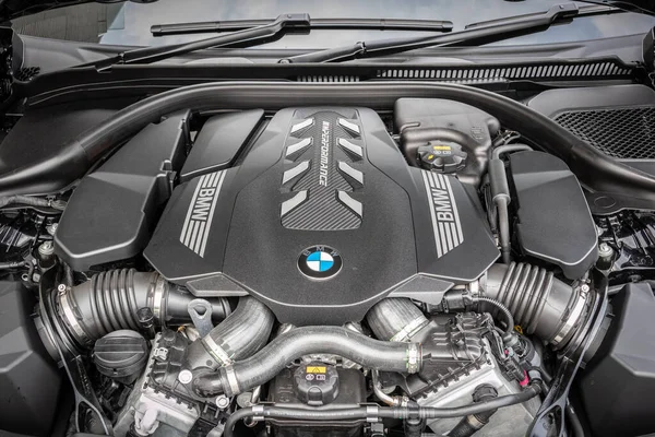 Hong Kong Chiny Marca 2021 Bmw M550I Xdrive Engine Marca — Zdjęcie stockowe