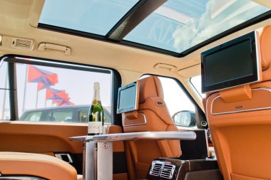 Range Rover uzun Dingil mesafesi otobiyografi siyah 2015 Test sürücü gün