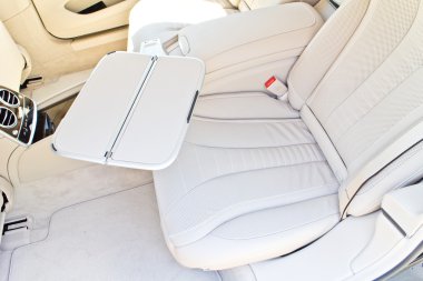 Mercedes Maybach S 500 2015 arka tablo