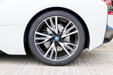 BMW i8 2014 test sürüşü