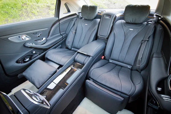 Mercedes-Maybach S 600 2015 intérieur — Photo
