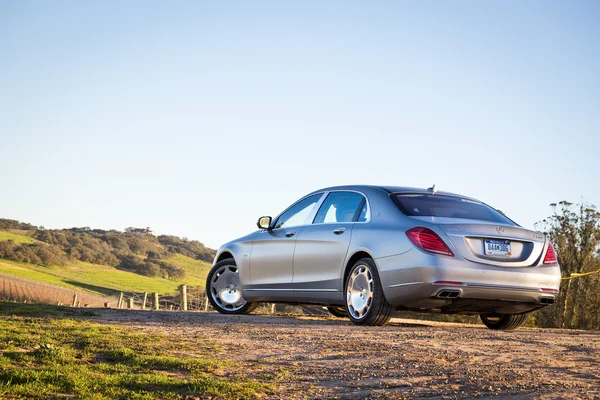 Maybach Mercedes S 600 2015 Test Drive — Foto Stock