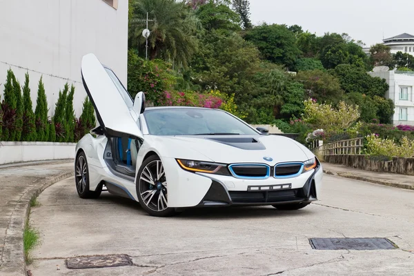 BMW i8 2014 zkušební jízdu — Stock fotografie