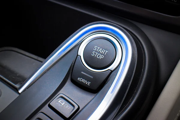 BMW i8 2014 Start Stop — Stock fotografie