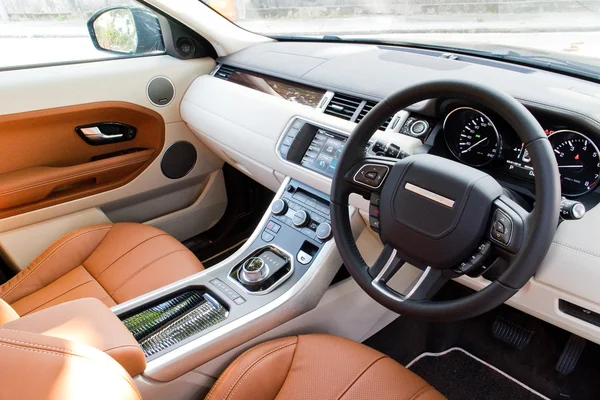 Range Rover Evoque Autobiography 2015 interior — Zdjęcie stockowe