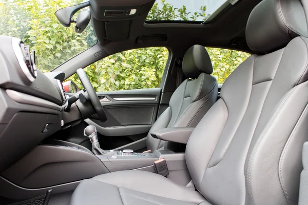 Audi Q3 Sedan 1.4 Ultra 2015 Interior — Stockfoto