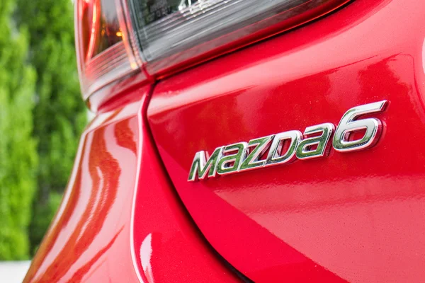 Mazda6 логотип Skyactiv 2015 — стокове фото