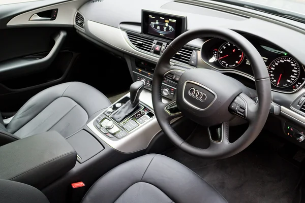 Audi A6 35 Tfsi 2015 interieur — Stockfoto