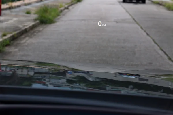 Audi A8l W12 2014 року Голова Up дисплей — стокове фото