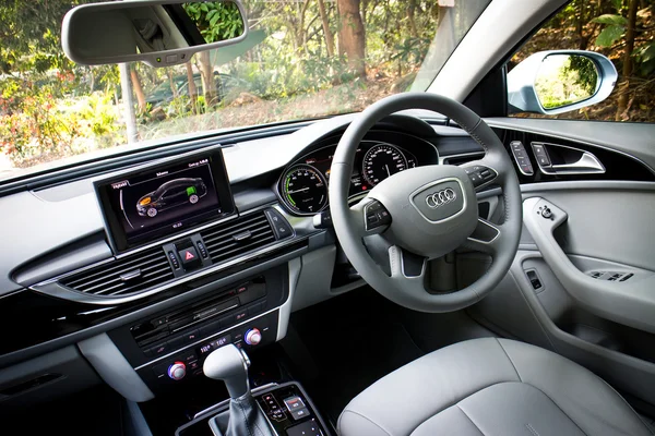 Audi A6 híbrido 2014 — Foto de Stock