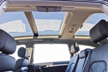 Audi Q7 3.0t Quattro 2014 üçlü güneş-atkı.