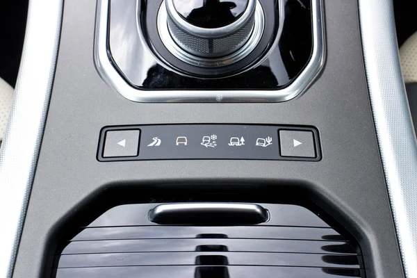 Внедорожный контроль Range Rover Evoque 2014 — стоковое фото
