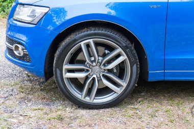 Audi Sq5 yüksek performans Hatchback otomobili