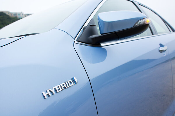 Логотип Toyota Prius Hybrid
