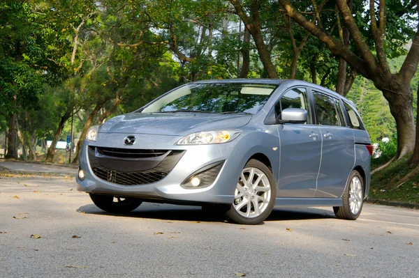 Giro di prova Mazda5 Mpv — Foto Stock