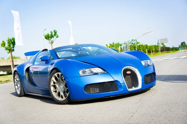 Bugatti Grand Sport 16.4 — Stockfoto