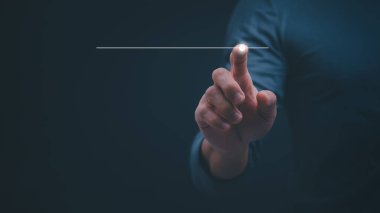 Zihnin başarılı zeka düşüncesi ve stratejik iletişim geliştirme kavramları ve yaratıcı iş çözümleri ve beyin fırtınası enerji teknolojisi tasarımı için planlar.