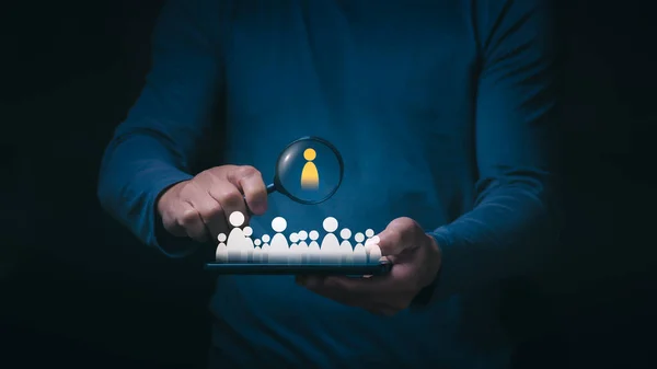 Etkili insan kaynakları yönetim stratejileri ve çalışan katılım yaklaşımları yoluyla organizasyonel büyüme. Takım oluşturma için en iyi ve en etkili işe alım ve seçim süreci.