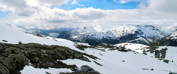 Νορβηγία βουνό σκηνή — Φωτογραφία Αρχείου
