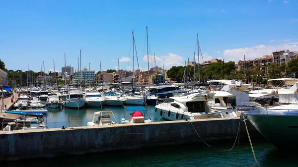 Porto Cristo Mallorca Junio 2018 Barcos Yates Atracados Puerto Porto — Foto de Stock