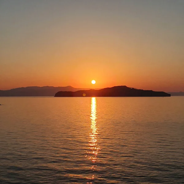 Bunter Sonnenuntergang Über Dem Wasser Auf Kreta Griechenland — Stockfoto