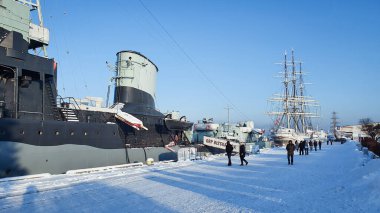 Gdynia, Polonya - 17 Ocak 2021: Müze gemisi ORP Blyskawica, Gdynia 'da kış zamanı.